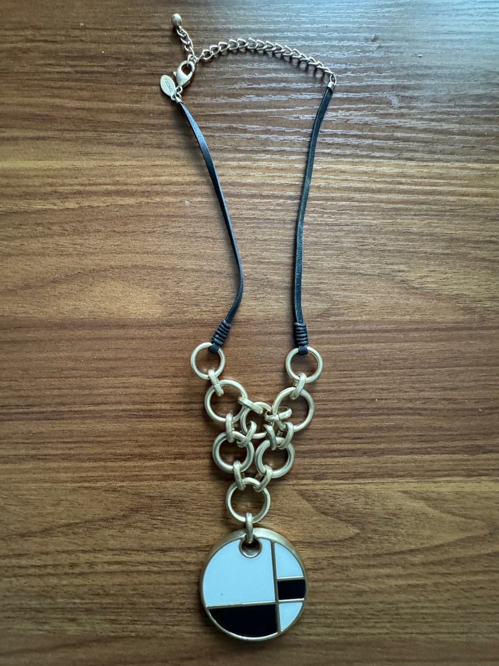 Chico’s art deco pendant necklace